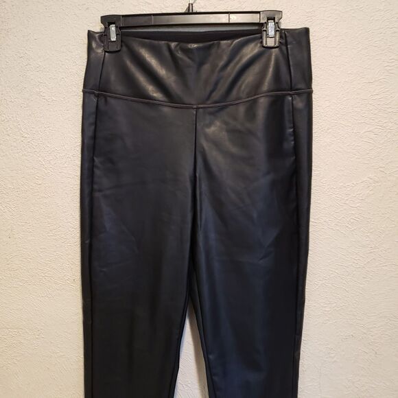 Athleta All Over Gleam Tight Womens Medium Black Vegan Leather Commute - Picture 3 of 6